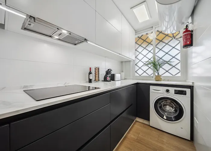 Comfort And Relax Near Old Town & Self Check-in *